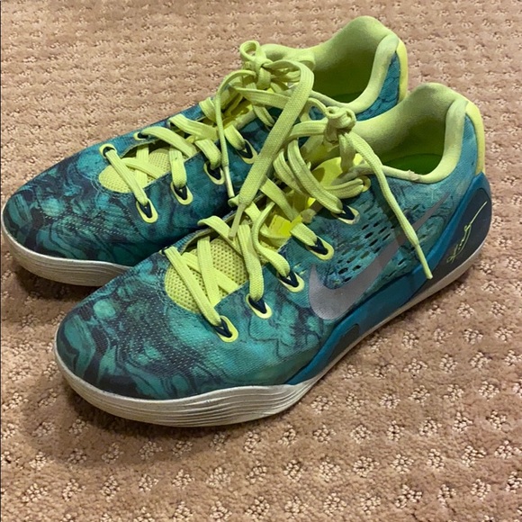 Nike Kobe Bryant Basketball Shoes